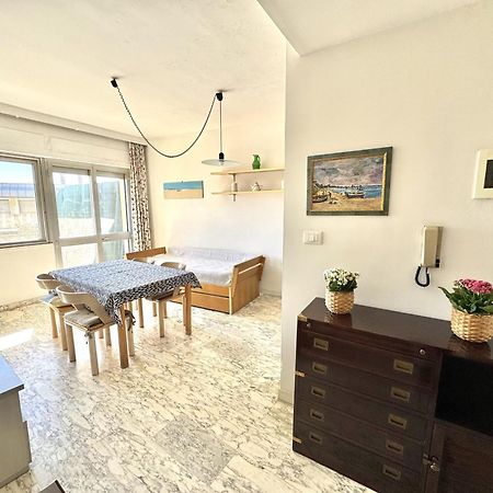 Imperiale Apartment Tirrenia Luaran gambar