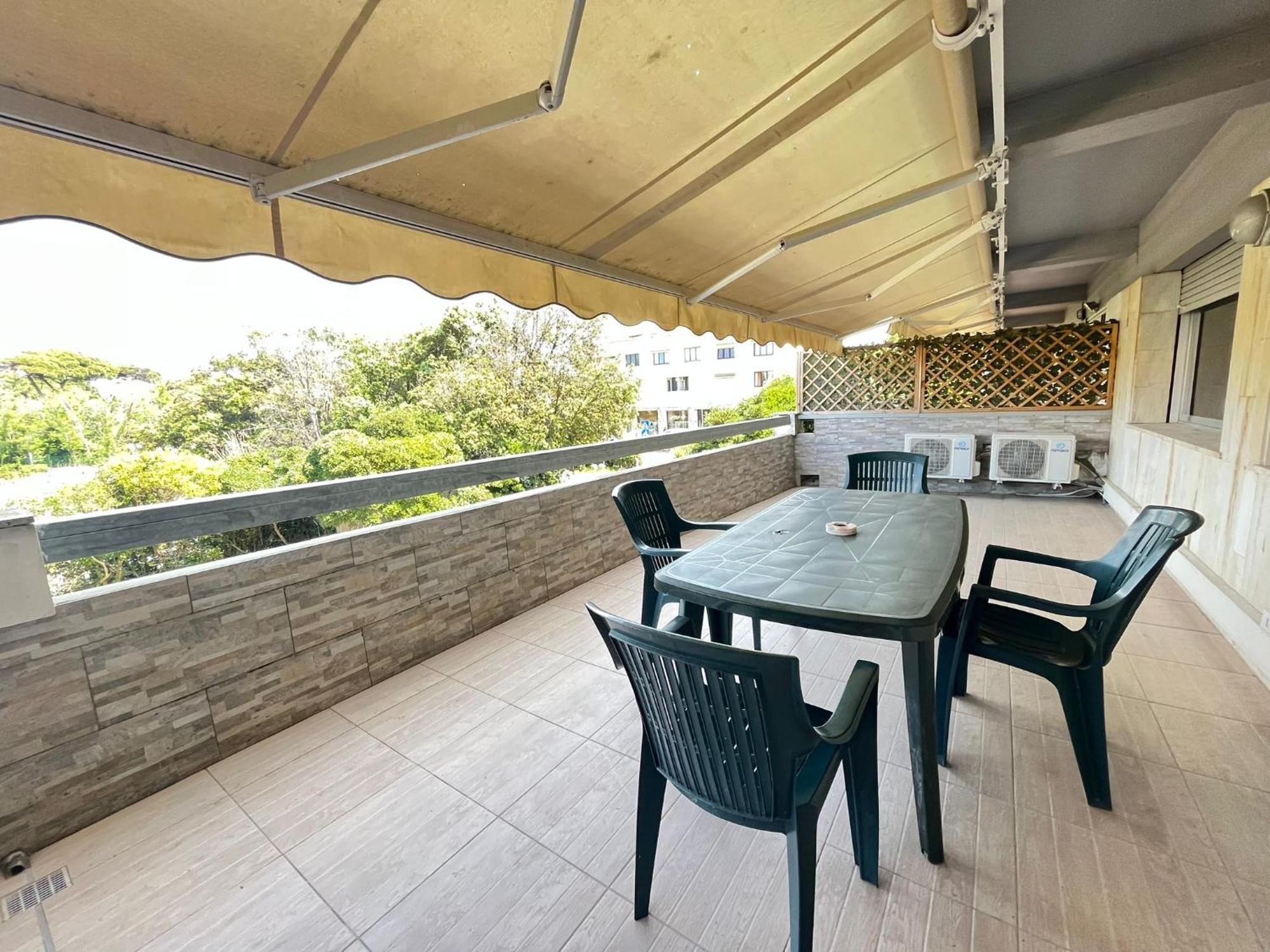 Imperiale Apartment Tirrenia Luaran gambar