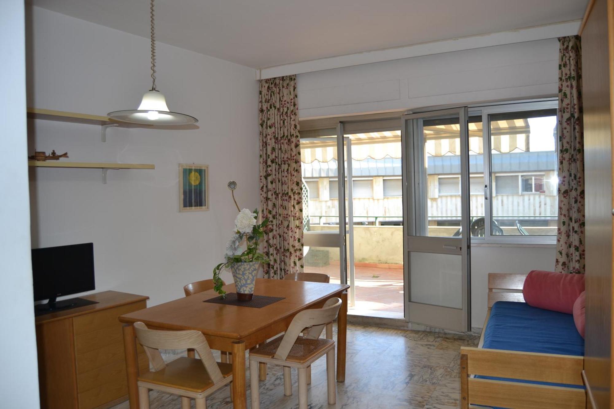 Imperiale Apartment Tirrenia Luaran gambar