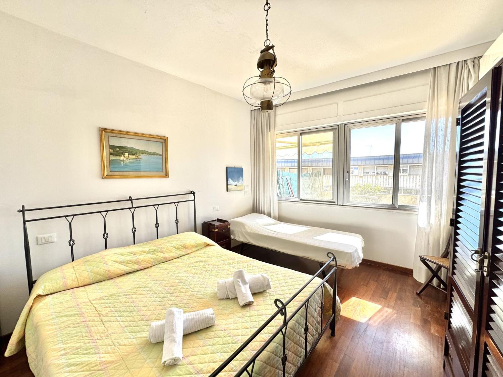 Imperiale Apartment Tirrenia Luaran gambar